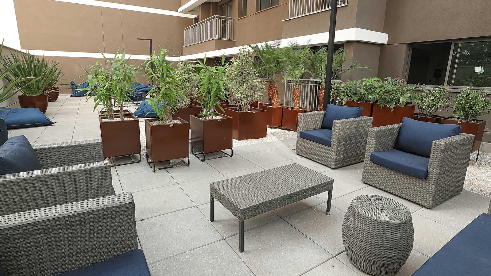 Praça coliving e descompressão