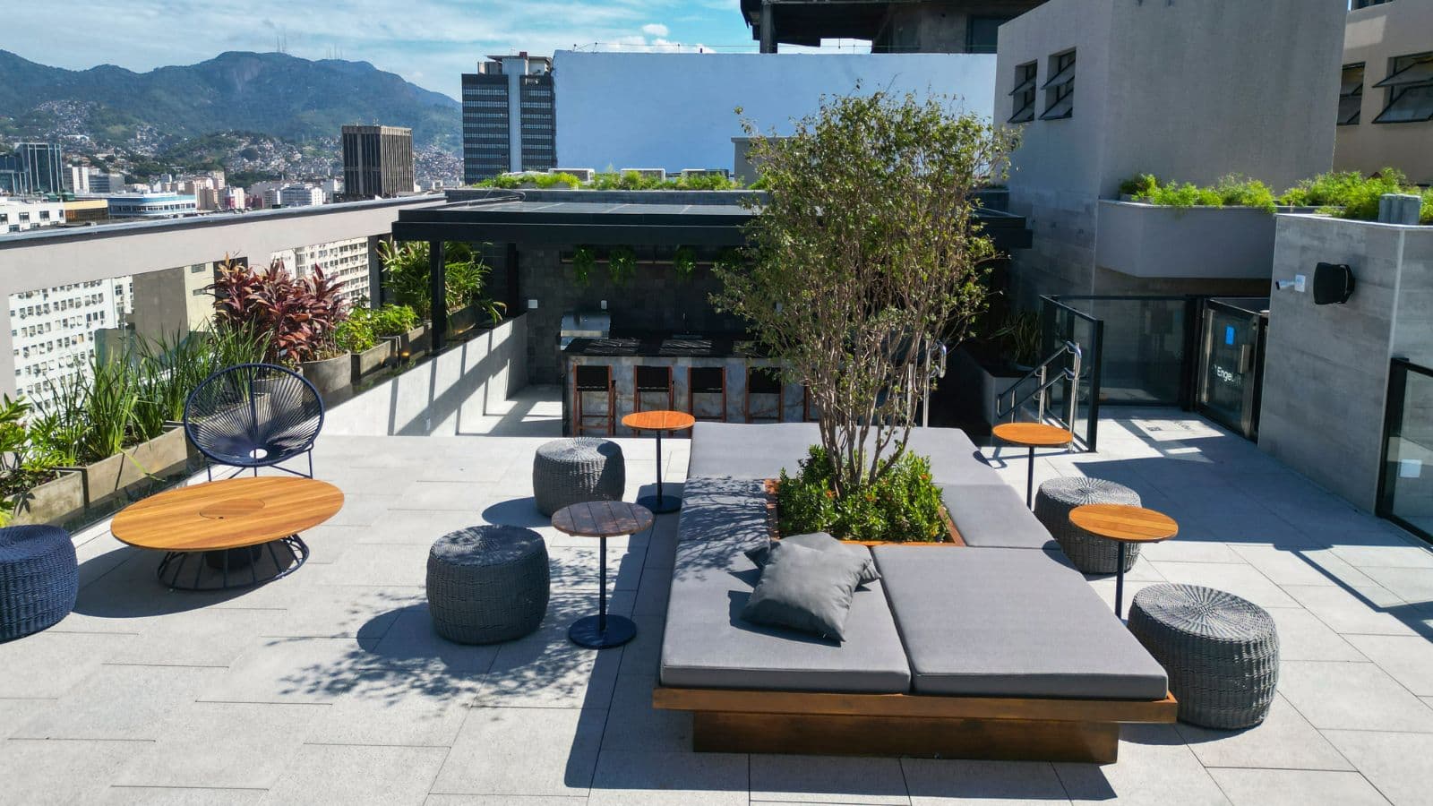 Foto real do Sky Lounge