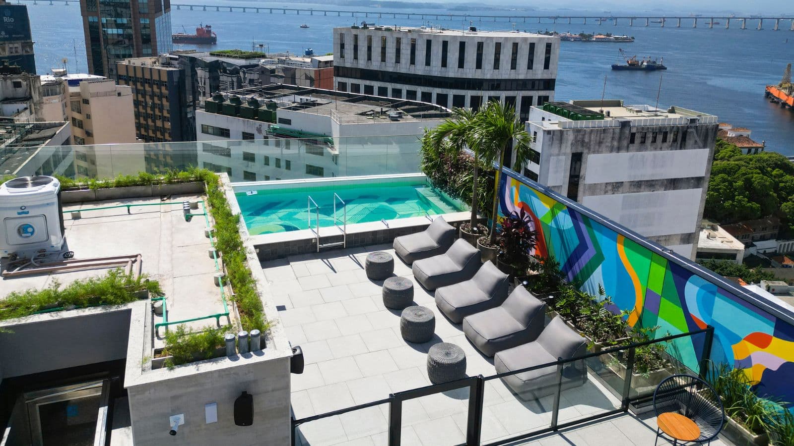 Foto real do Sky Lounge