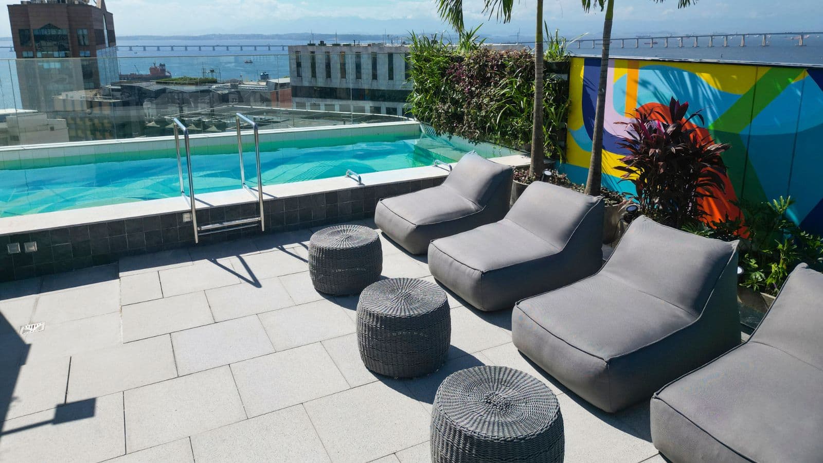 Foto real do Sky Lounge