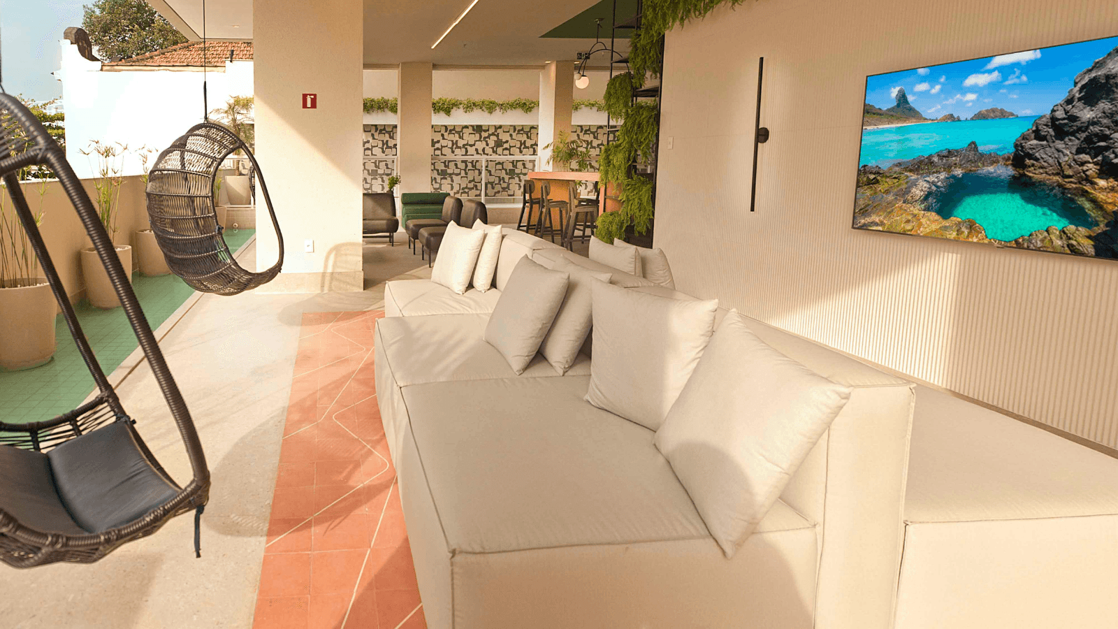 Foto real do Indoor Lounge